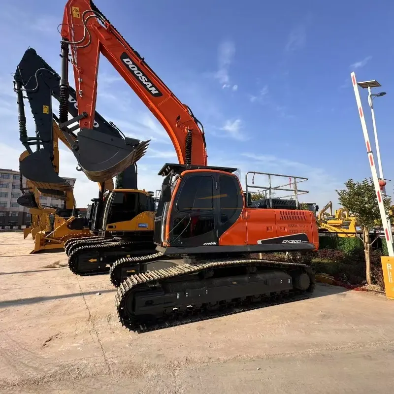 Factory Price Doosan DX300 Mining Excavator for sale
